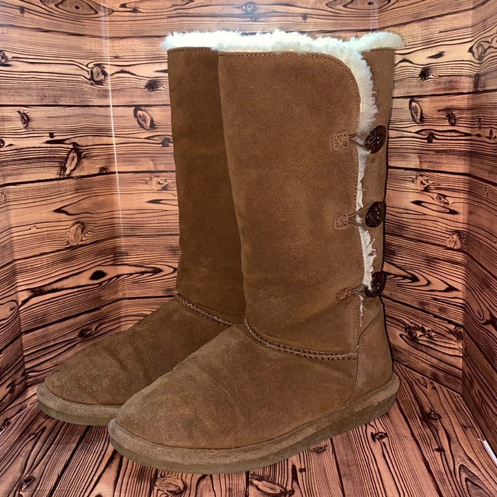 Fur lined Bearpaw Boots Sz 11